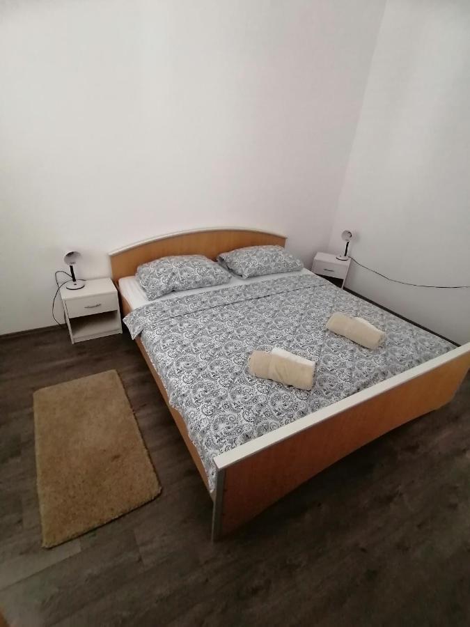 Апартаменты Apartman Vil Sveti Vid-Miholjice Экстерьер фото